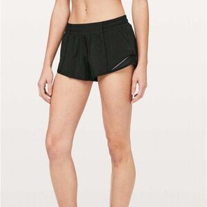 Black Lululemon Hotty Hot Low rise 2.5